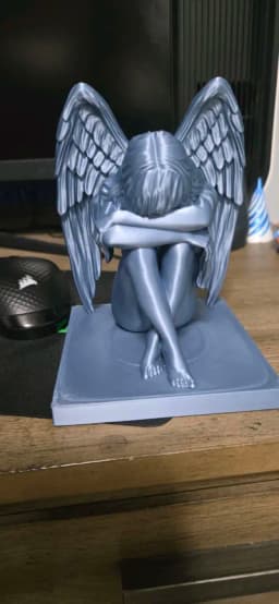 مجسمه دکوری «فرشته غمگین» (Sad Angel) – شاهکار هنری مینیمال و خاص – تصویر 8